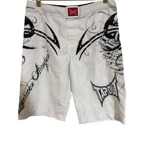Boys TAPOUT Fight Shorts Size 16 MMA Grappling White Logo Y2K Gym Streetwear